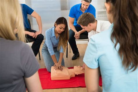 cpr training courses.